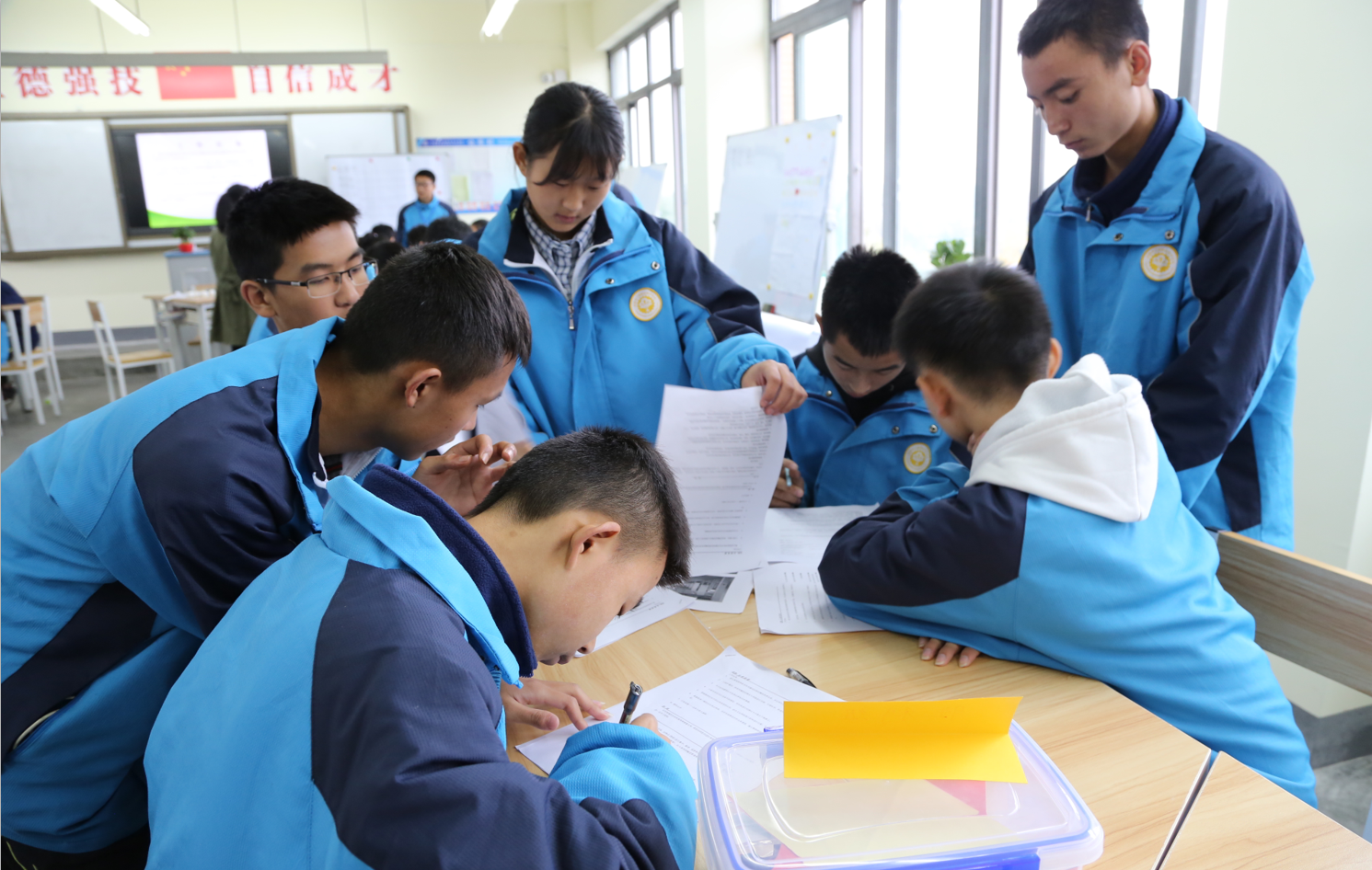 成都市物流职教集团教学展示研讨会在我校举行