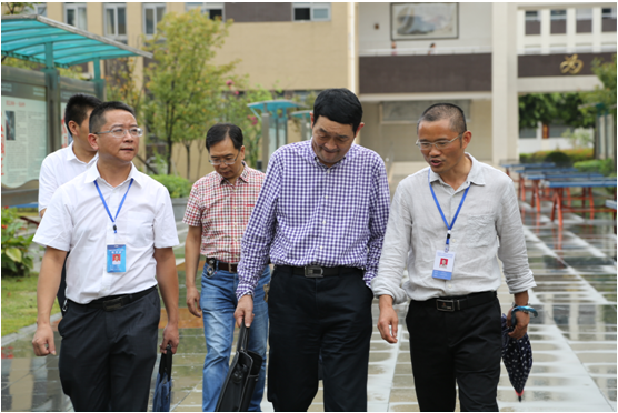 我校接受四川省中小学校责任督学挂牌督导创新区评估