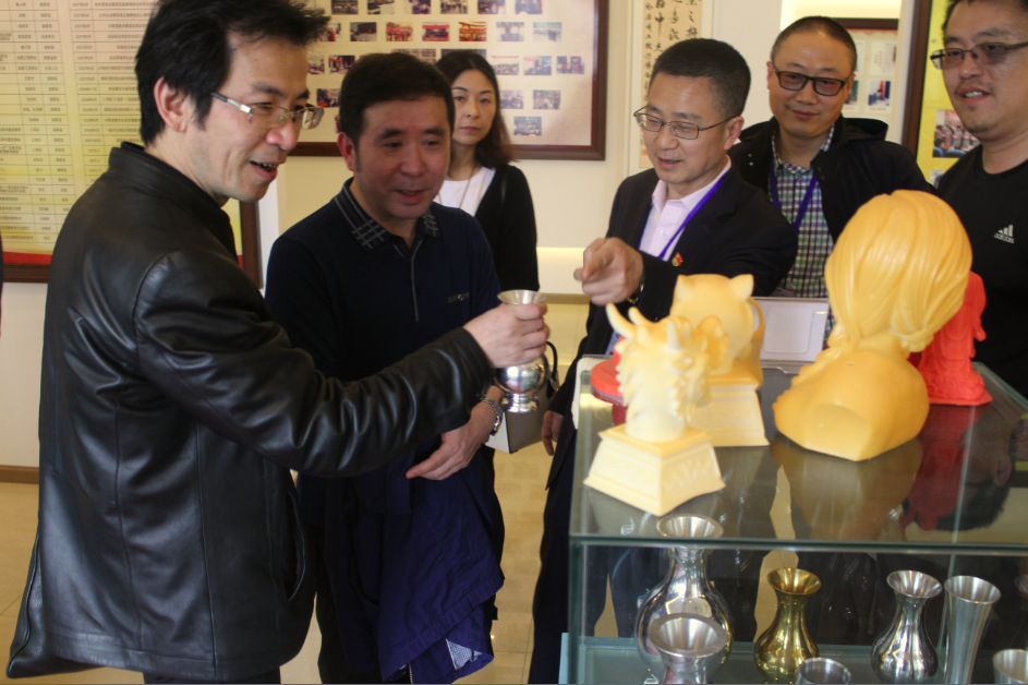 电子科技大学物理学院领导到我校洽谈院校合作事宜