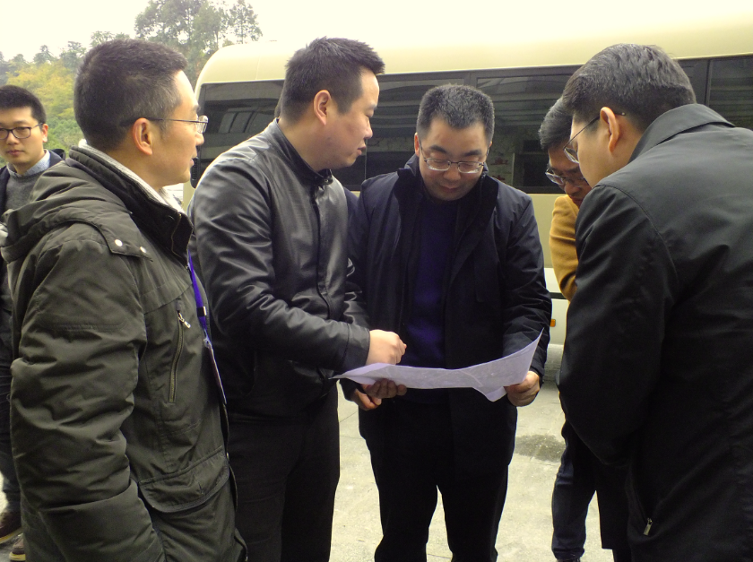 张胜到我校视察