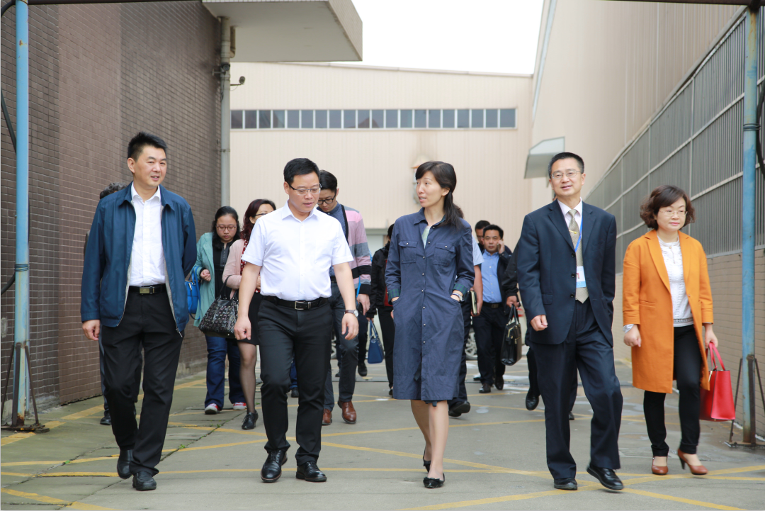 成都市工业职业技术学院到我校指导工作并洽谈合作办学事宜