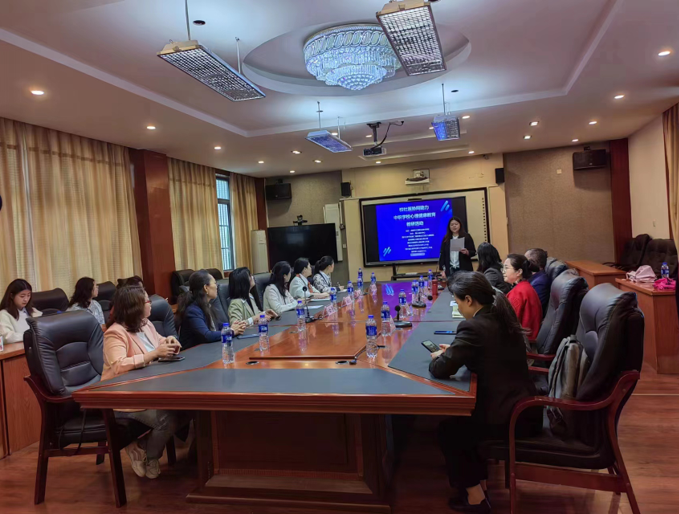 “校社医协同助力中职生心理健康教育“教研活动在工程职校顺利举行